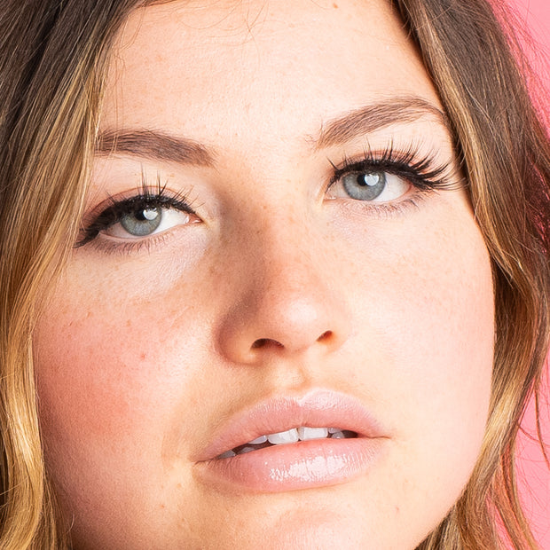 Eyes Lashes Extension